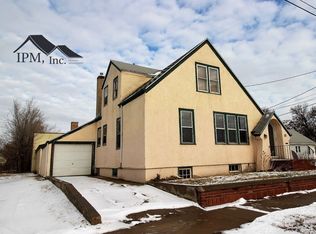 213 5th Ave NE, Minot, ND 58703