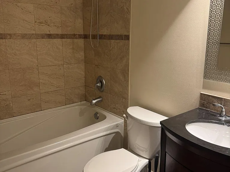 7 Lorraine Dr #1007 — Photo 8