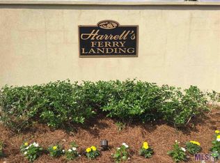 23 Ferry Landing Dr, Denham Springs, LA 70726