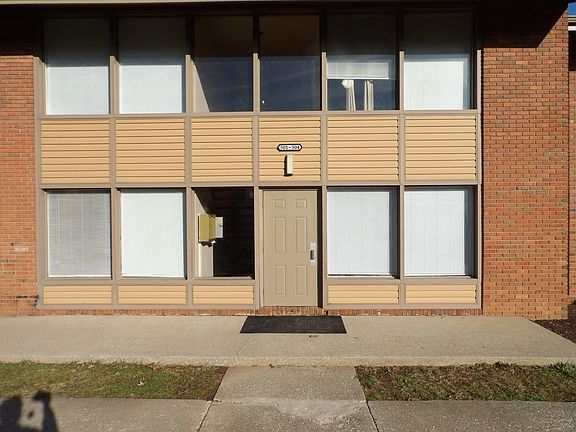 3rd image of 502 Forest Hill Dr #5-02