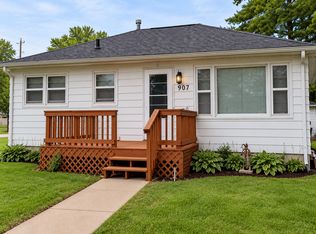 907 Cutler St, Waterloo, IA 50703