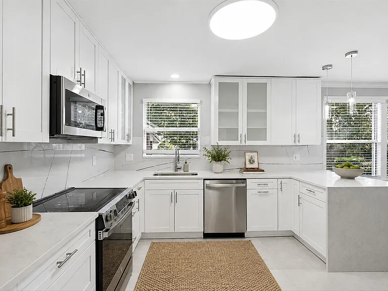 1674 Parrish Pl — Photo 18
