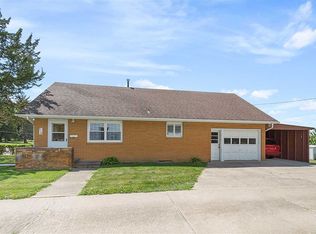 518 W Jackson St, Sigourney, IA 52591