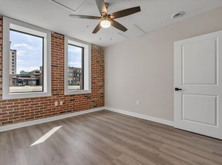 400 N Main St #103, Davenport, IA 52801