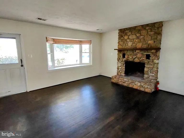 12009 Briar Patch Rd — Photo 4