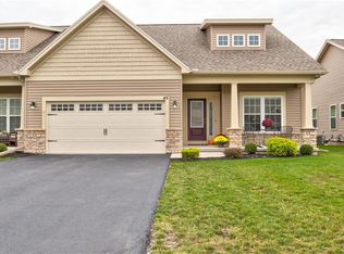 45 Golden Oaks Way, Rochester, NY 14624