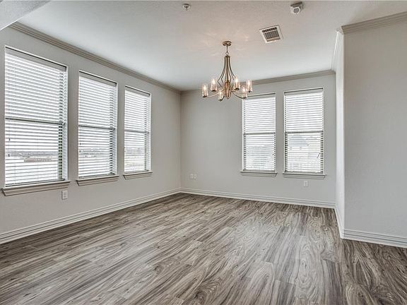 4th image of 2500 King Arthur Blvd Unit 204