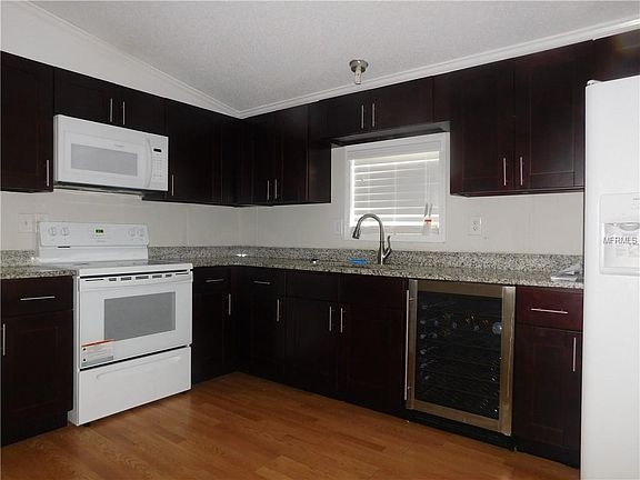 2nd image of 2716 Metro Dr