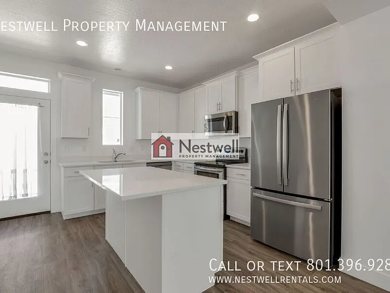 7946 S 5440 W — Photo 5