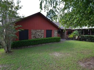 6069 Robbie Ln, Crestview, FL 32539
