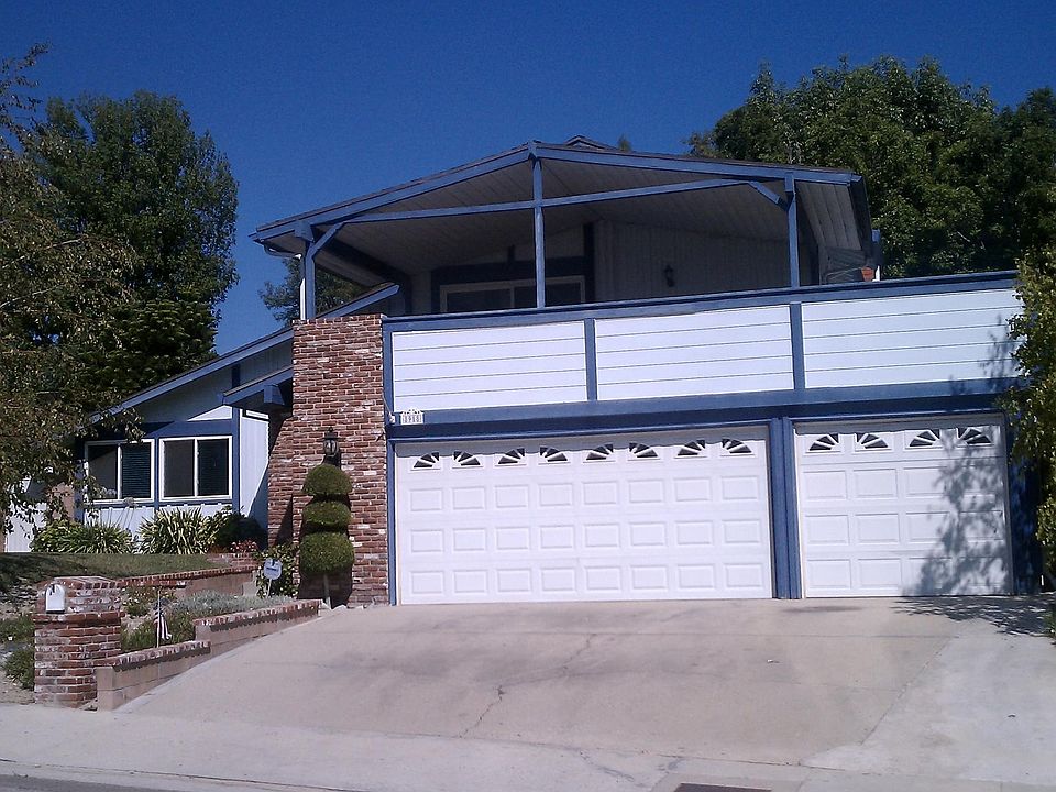 1st image of 8918 Hanna Ave