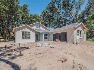 204 N Valley Rd, Fruitland Park, FL, 34731