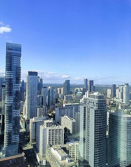 386 Yonge St #4616 — Photo 1