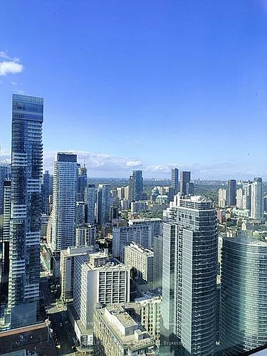 386 Yonge St Photo 1