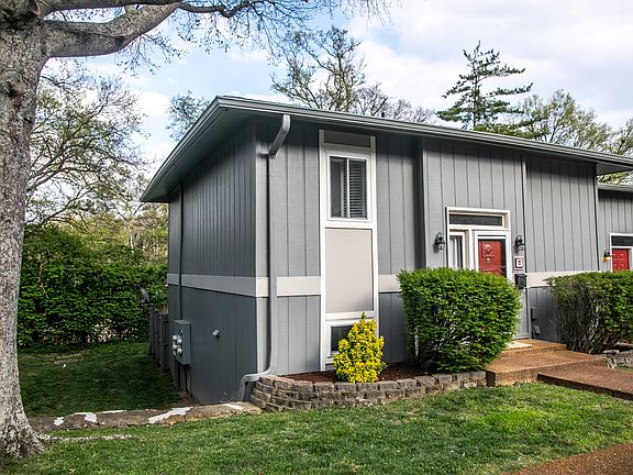 2nd image of 21 Vaughns Gap Rd APT 12