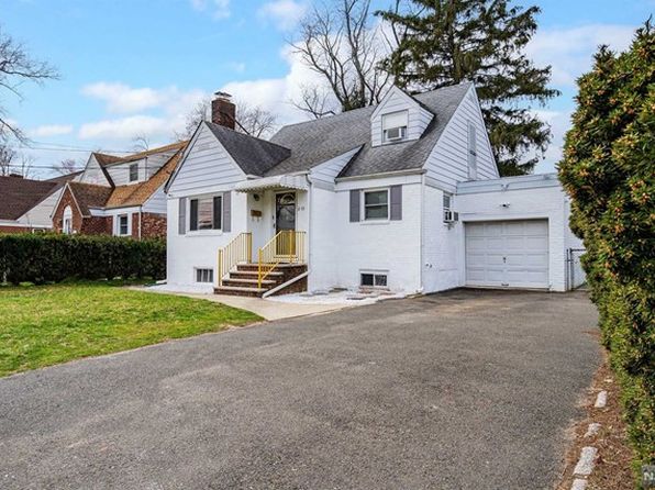 2-10 Saddle River Rd