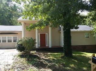 3470 Meadowview Dr, Lithia Springs, GA 30122