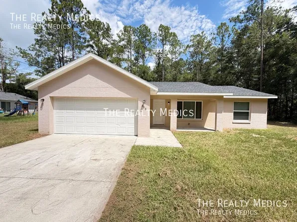 303 Sequoia Dr, Ocklawaha, FL 32179