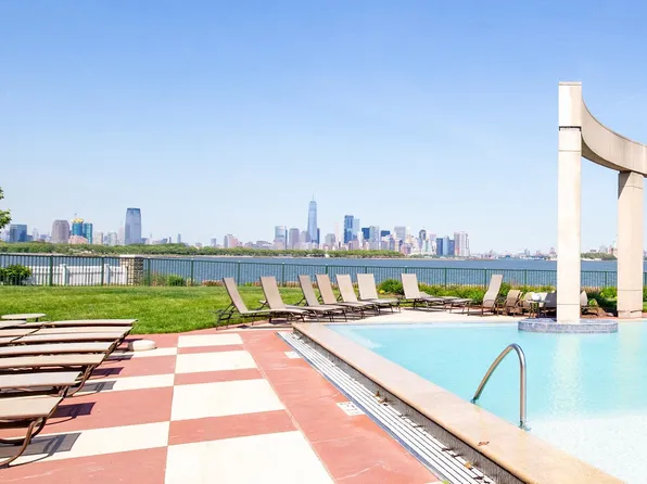 208 Shearwater Ct West image 31 of 44