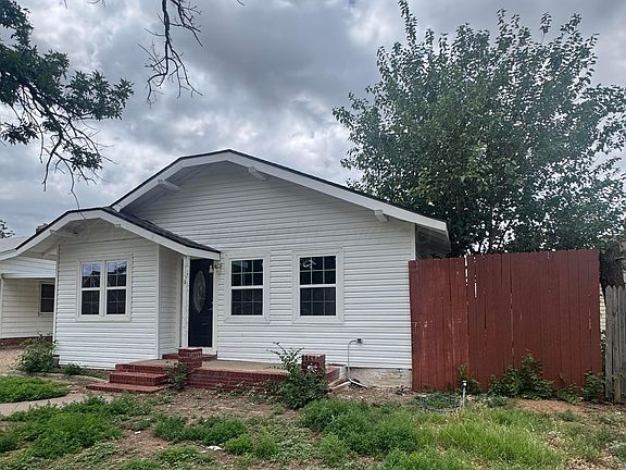 3rd image of 1105 SW 13th Ave