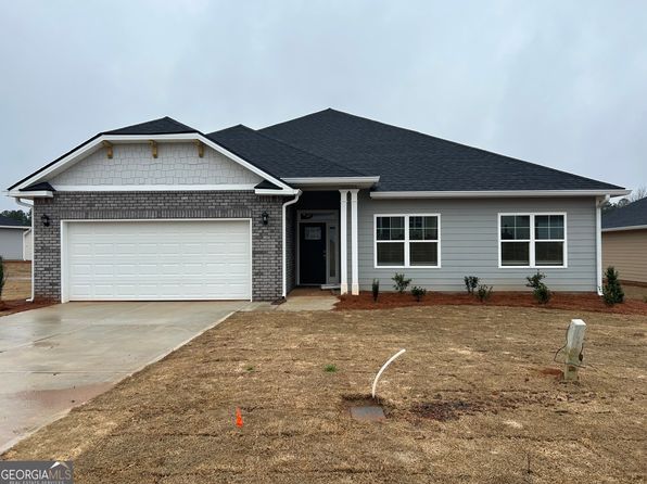 1302 Barrington Place Cv, Macon, GA 31220