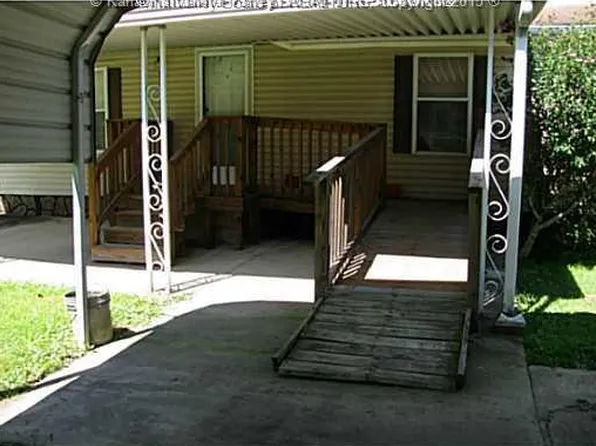 120 Marshall Ave, Dunbar, WV 25064