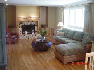 15209 Rosecroft Rd, Rockville, MD 20853