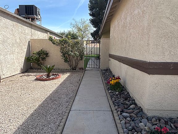 5th image of 4426 Fairmont Cir