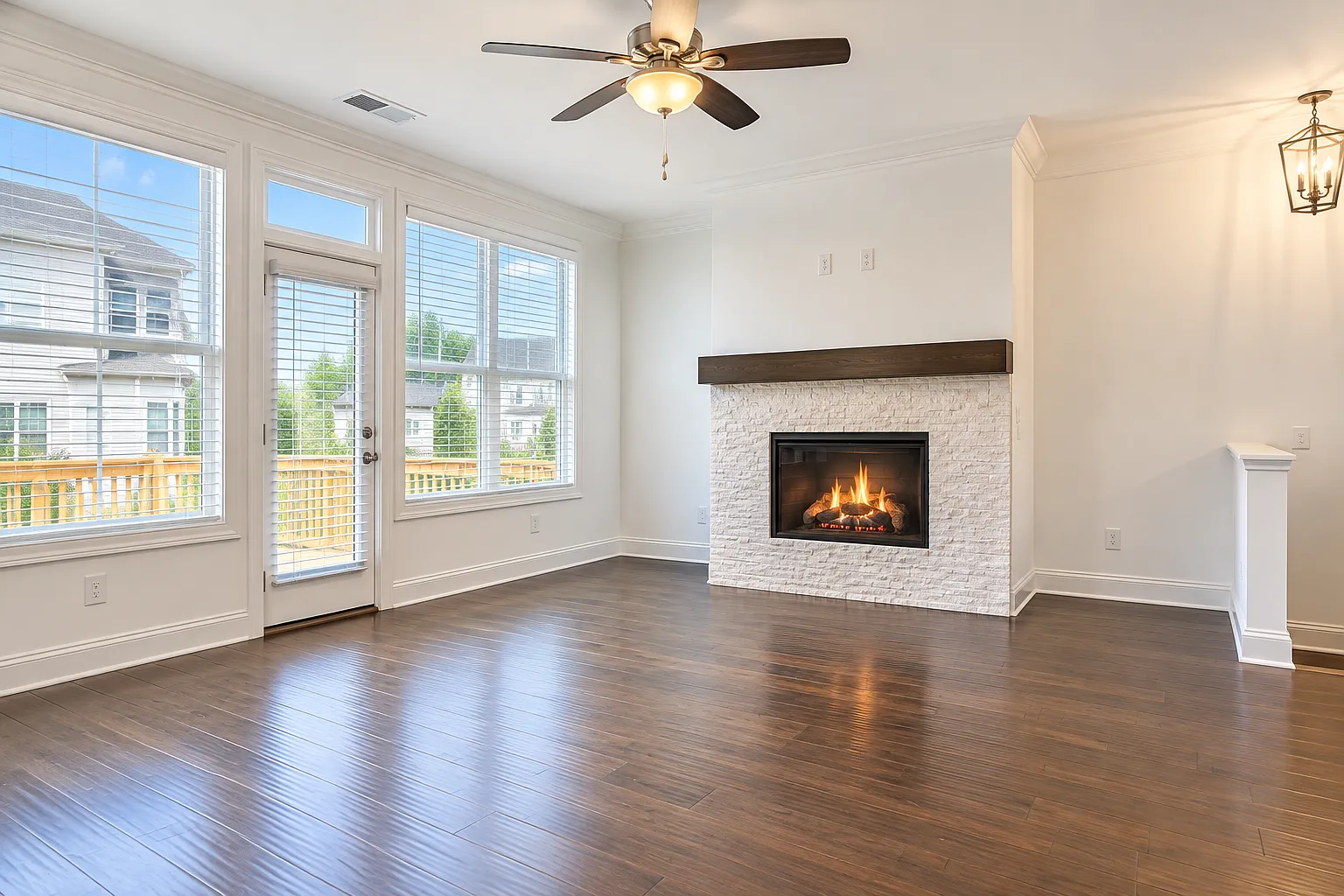 3 bed, 3.5 bath, 1994 sqft, $2,850 — Photo 1