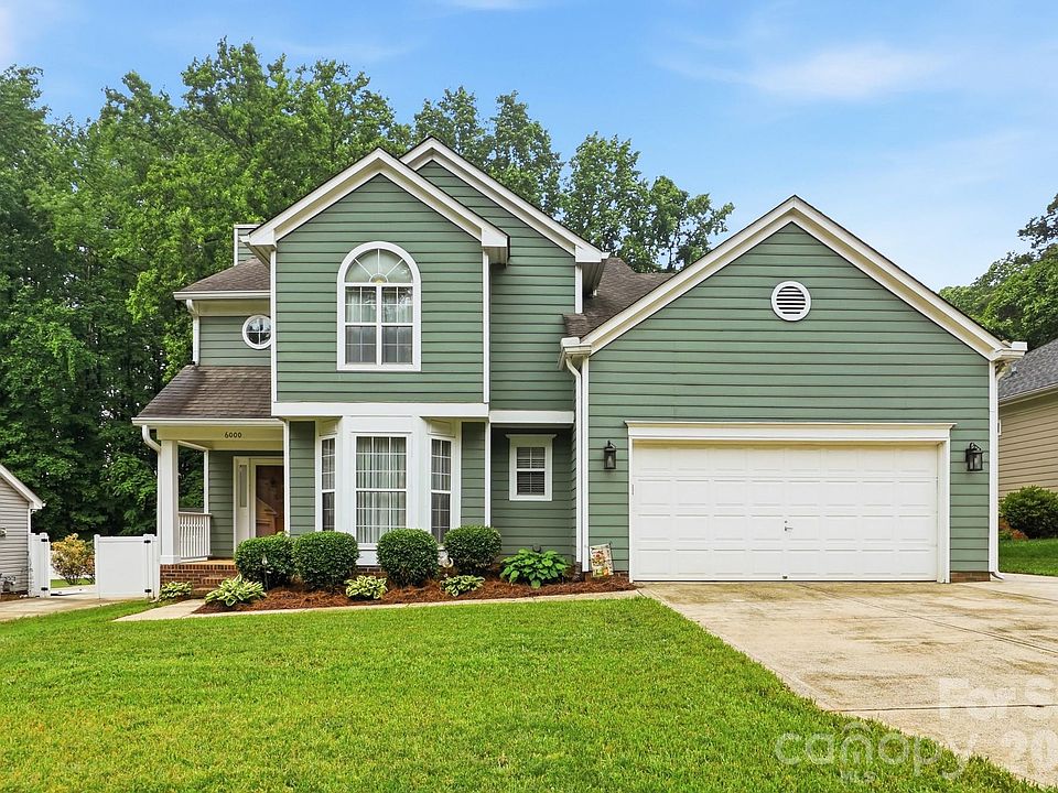 1st image of 6000 Carriage Oaks Dr