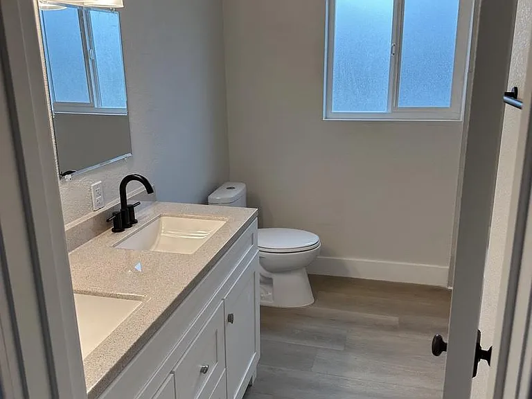 442 Smith Ave #1 — Photo 16