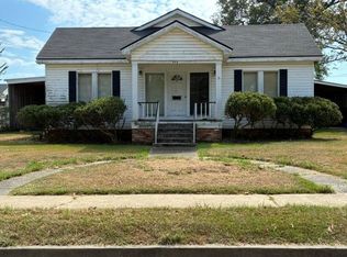 902 Center St, Winnfield, LA 71483