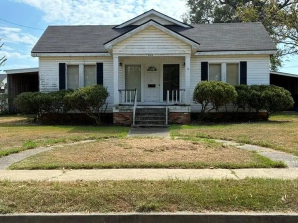 902 Center St, Winnfield, LA 71483