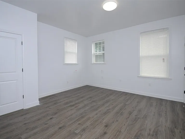 528 E Parkway Ave #9 — Photo 10