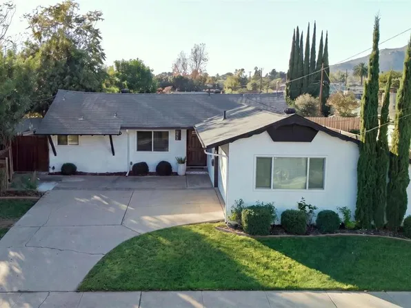 6250 Lake Arrowhead Dr, San Diego, CA 92119