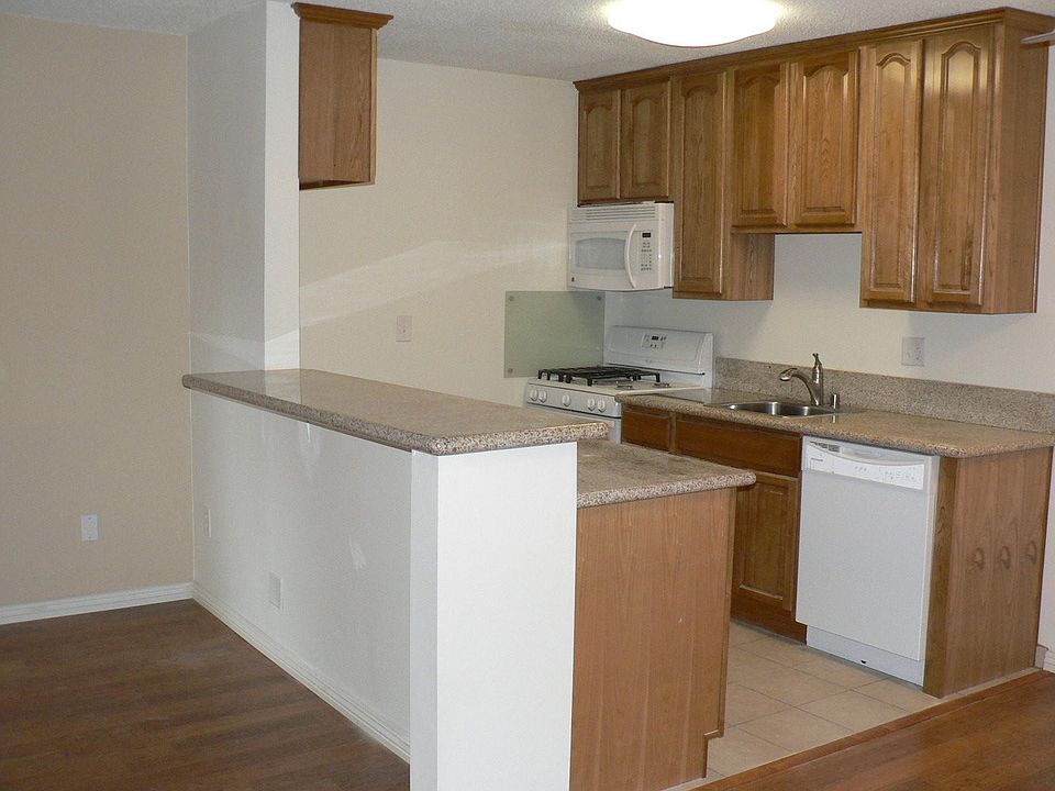 1st image of 3544 Garnet St APT 8