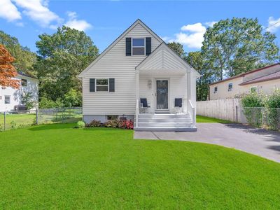 124 Baybright Drive, Shirley, NY, 11967
