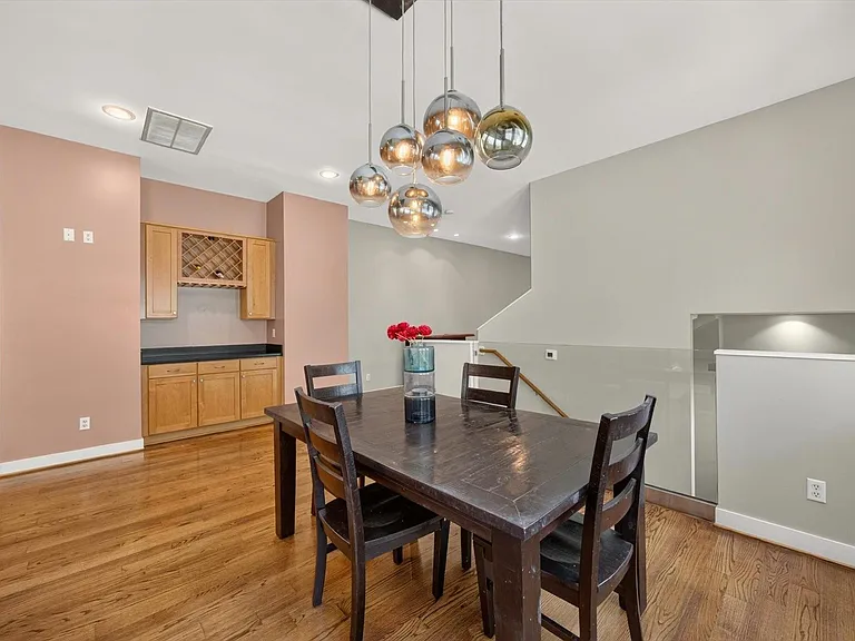 6016 Truro St — Photo 14