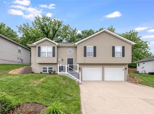 7904 N Ames Ave, Kansas City, MO 64151