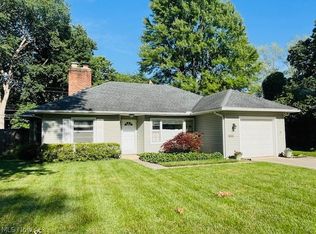 131 Edgewood Dr, Berea, OH