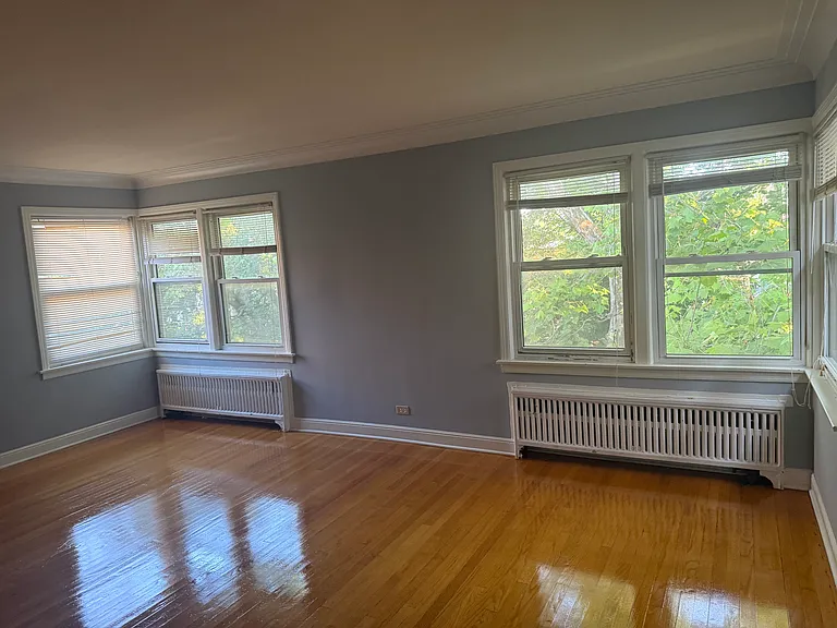 2640 W Greenleaf Ave #3 — Photo 15