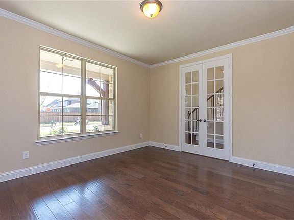 4th image of 7305 E Fork Ln