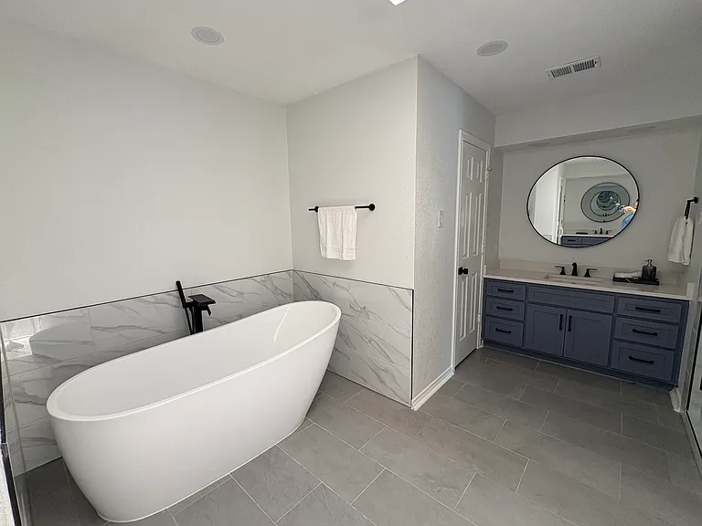Master Bath