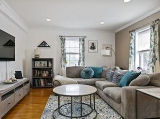 27 Commonwealth Ave APT 5, Chestnut Hill, MA 02467