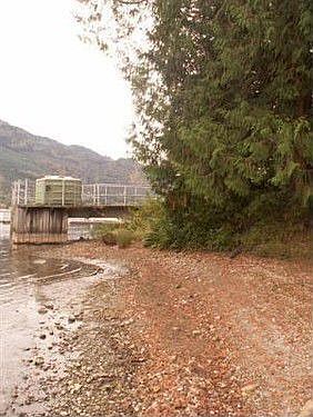 2nd image of 624 W Lake Samish Dr
