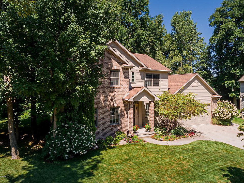 1st image of 16970 Black Walnut Ln