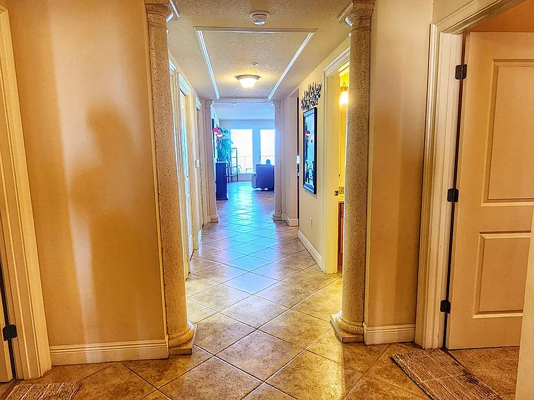2901 S Atlantic Ave #402 — Photo 38
