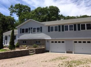 03 Sunnyside Dr, Westerly, RI 02891