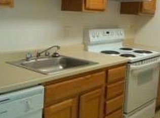 3 Raintree Cir APT A, Brockton, MA 02302