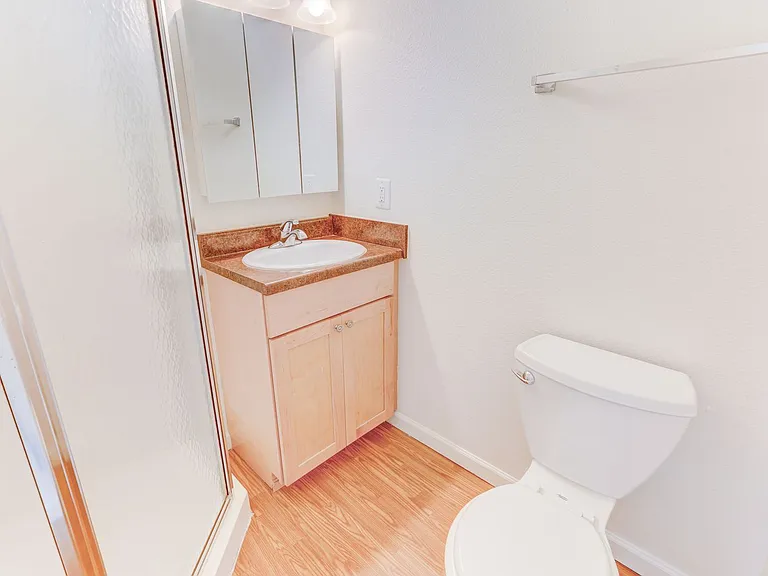 Union Square Apartments — Photo 15